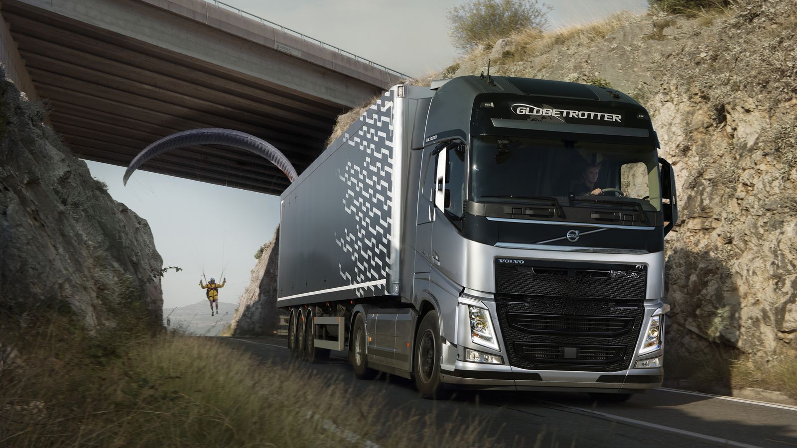 Volvo Trucks представляет новую сдвоенную систему аккумуляторных батарей